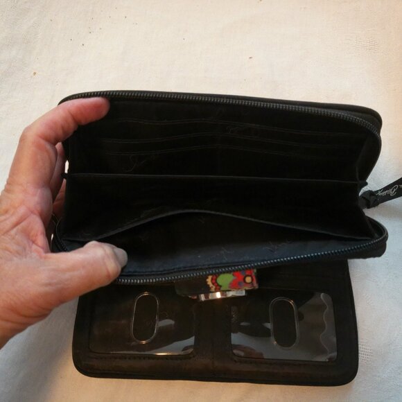 Vera Bradley Wallet Turn Lock Accordion w/ Zip Black Paisley NWT - Picture 6 of 6